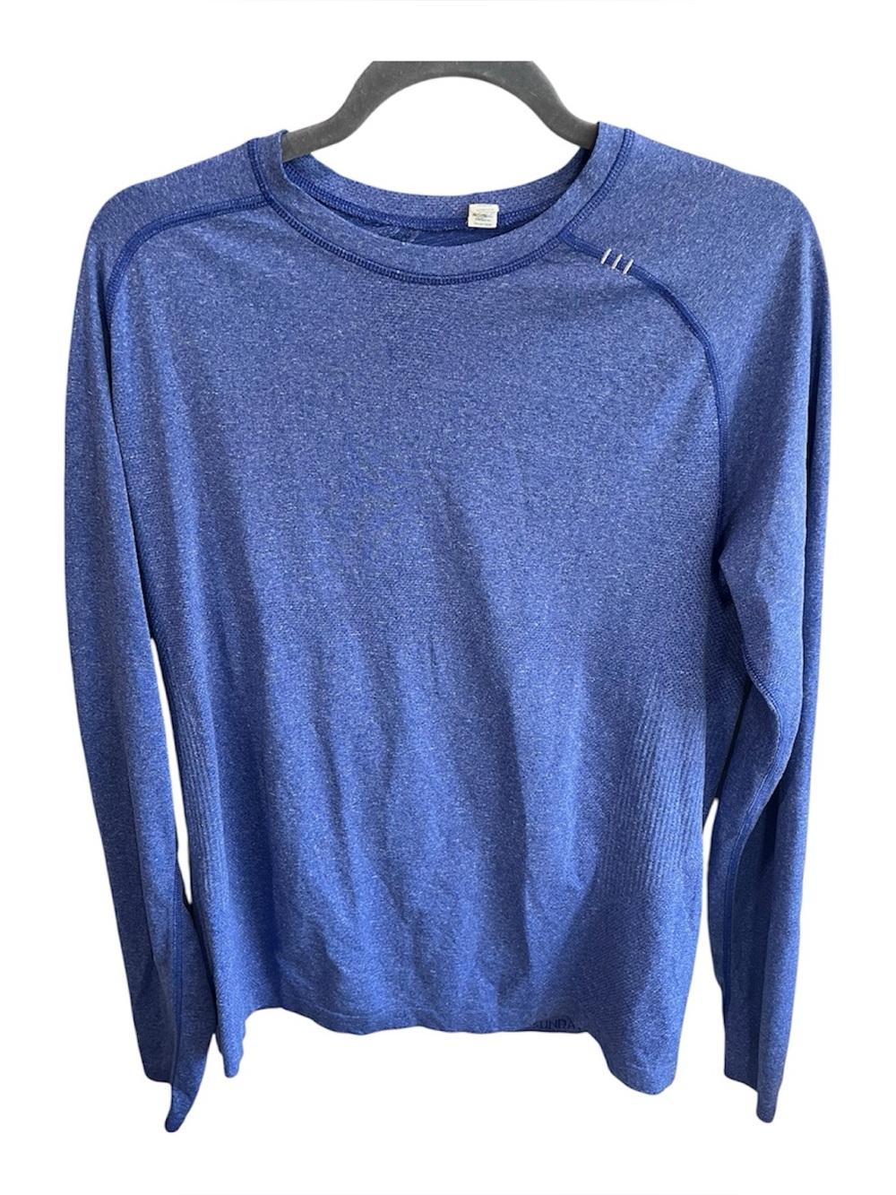 Lululemon Metal Vent Tech Blue Long-Sleeve Crewneck Shirt size medium